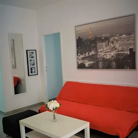 Akira Apartmán *